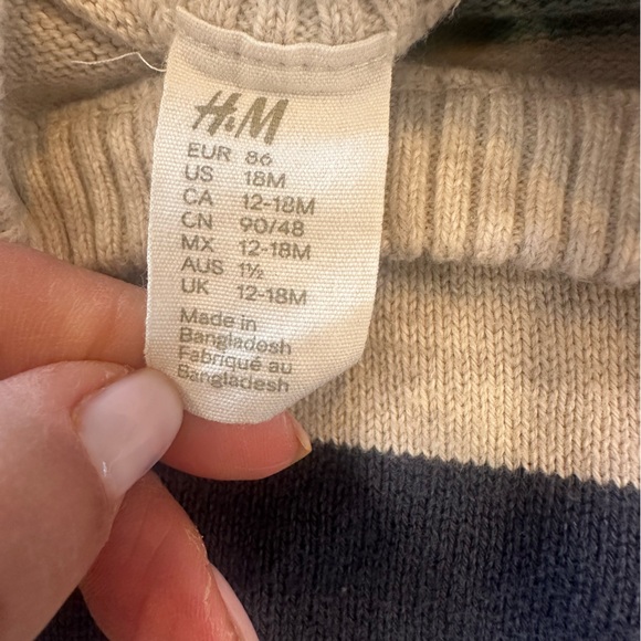 H & M Knit Striped Crewneck Multi-Colored Striped Sweater Size 18 Months - Picture 4 of 5